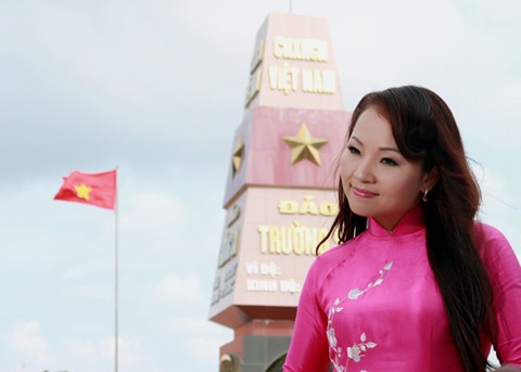 First music video filmed in Truong Sa to reach public - ảnh 1